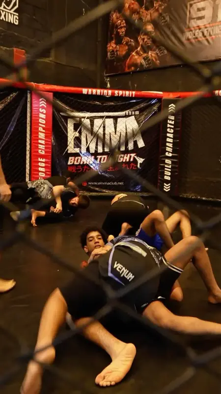 Real Jiu-Jitsu. Real work. Big seminar at EMMA Club with Coach Belal Salah — sharp details, strong rounds, and a room full of people there to learn and improve. No ego. Just Jiu-Ji